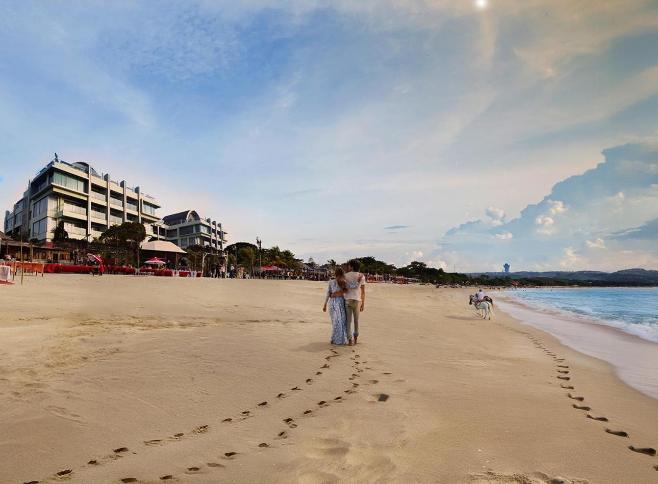 Platinum Hotel Jimbaran Beach Bali Exterior foto